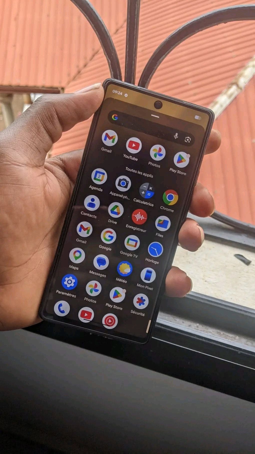 Google pixel 6a à vendre occasion propre tout fonctionne